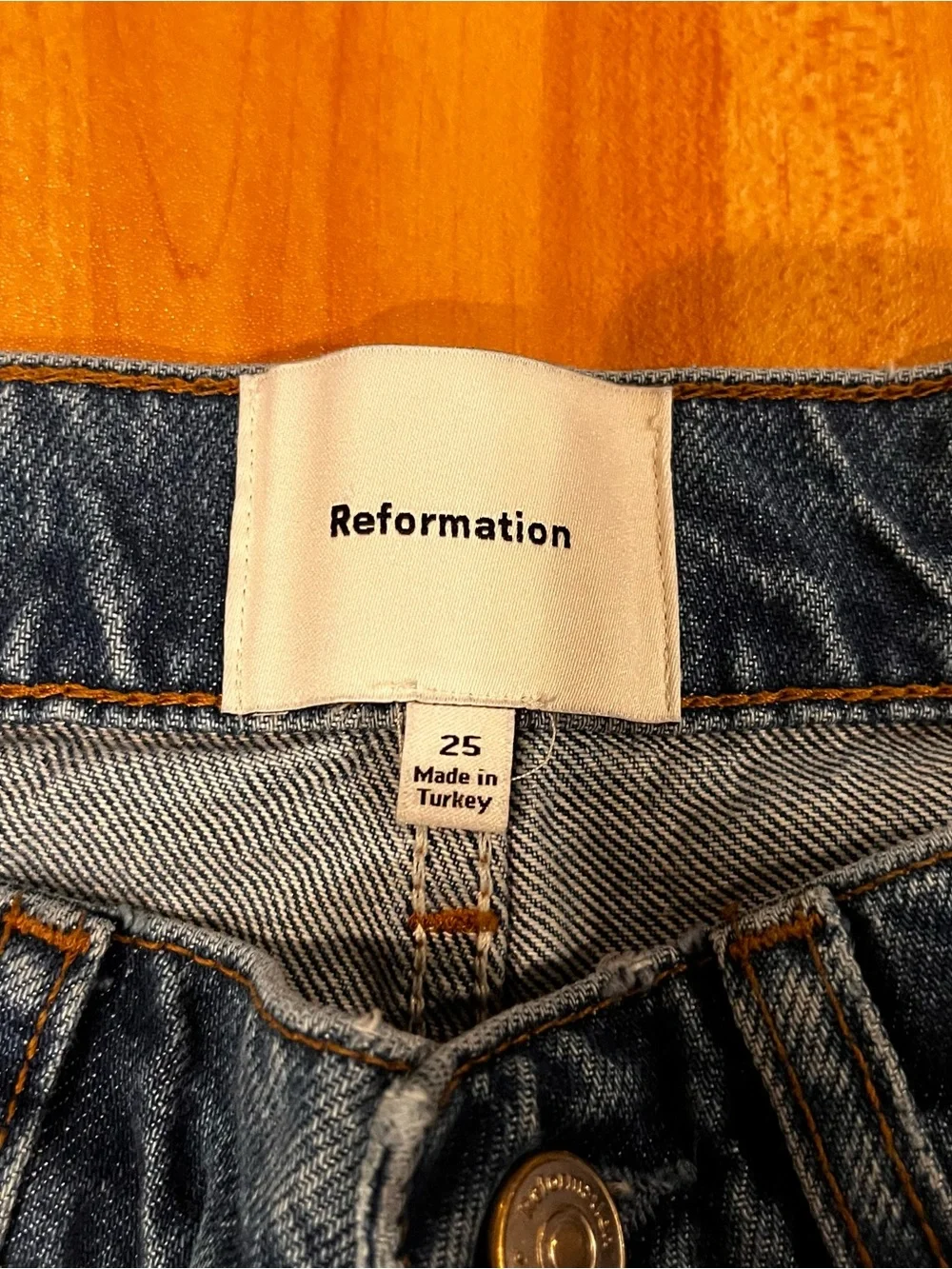 Reformation Val 90s Mid Rise Straight Jeans Size 25 Dark Wash Sustainable Denim